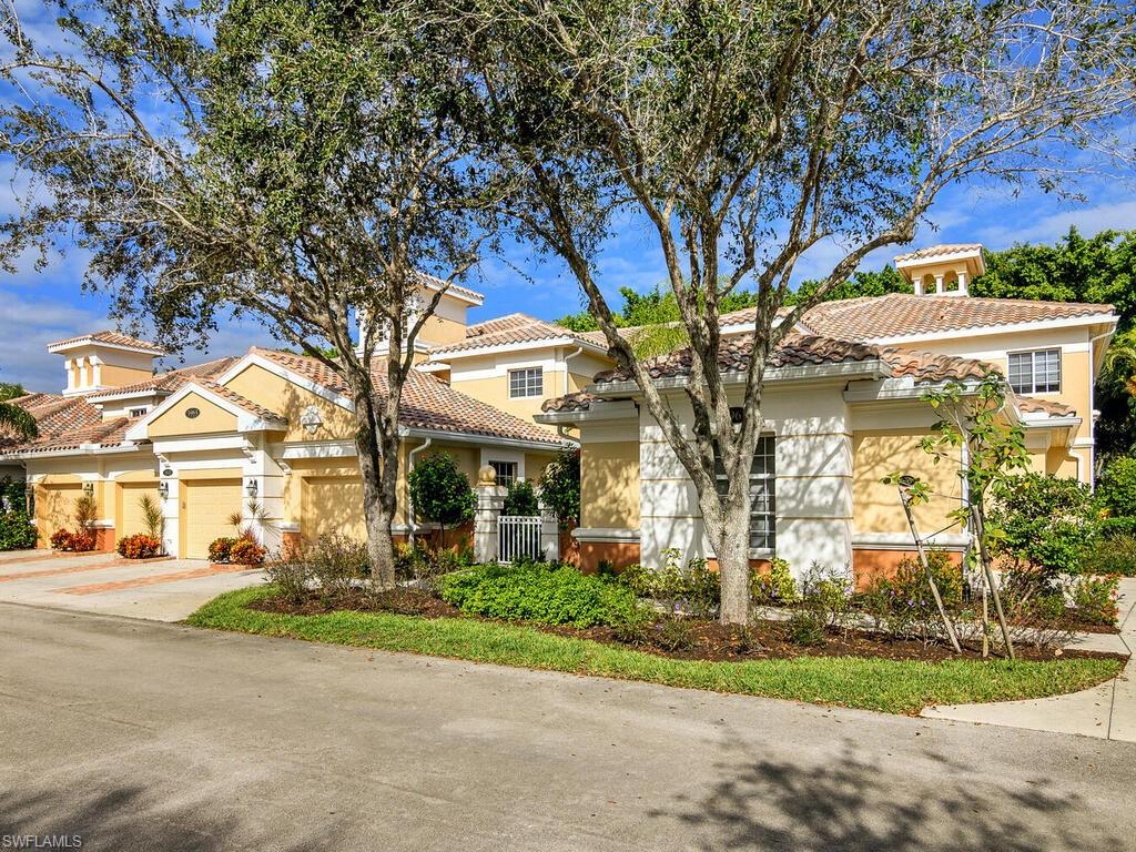 DEER CROSSING - Residential