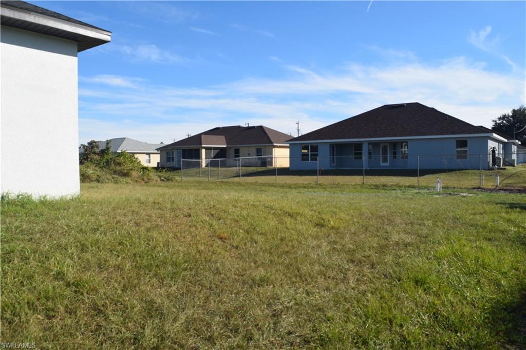 LEHIGH ACRES - Residential
