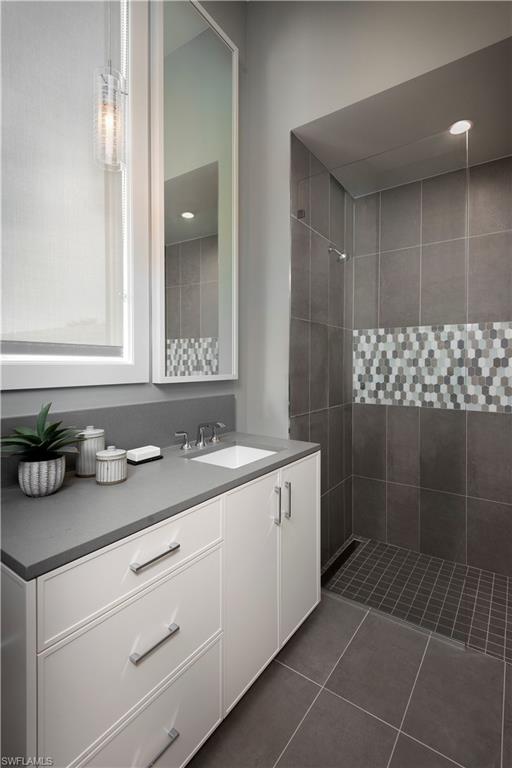 ISOLA BELLA - Residential