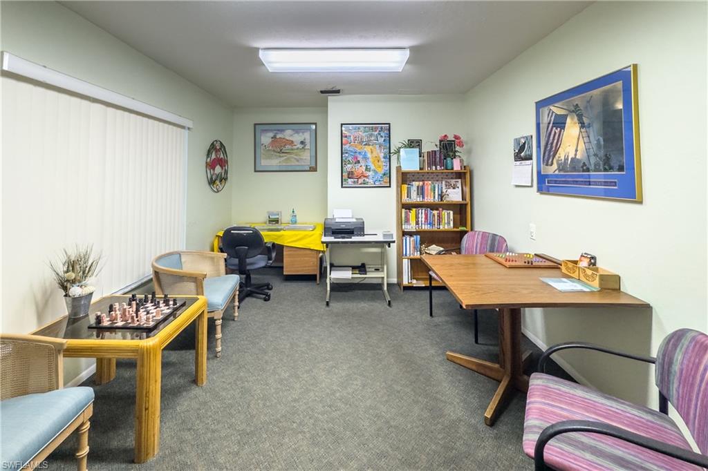 SEVEN LAKES - Residential