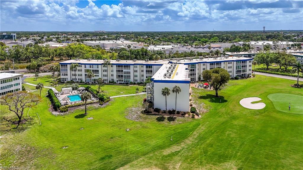 SEVEN LAKES - Residential