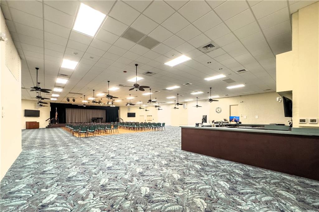 SEVEN LAKES - Residential