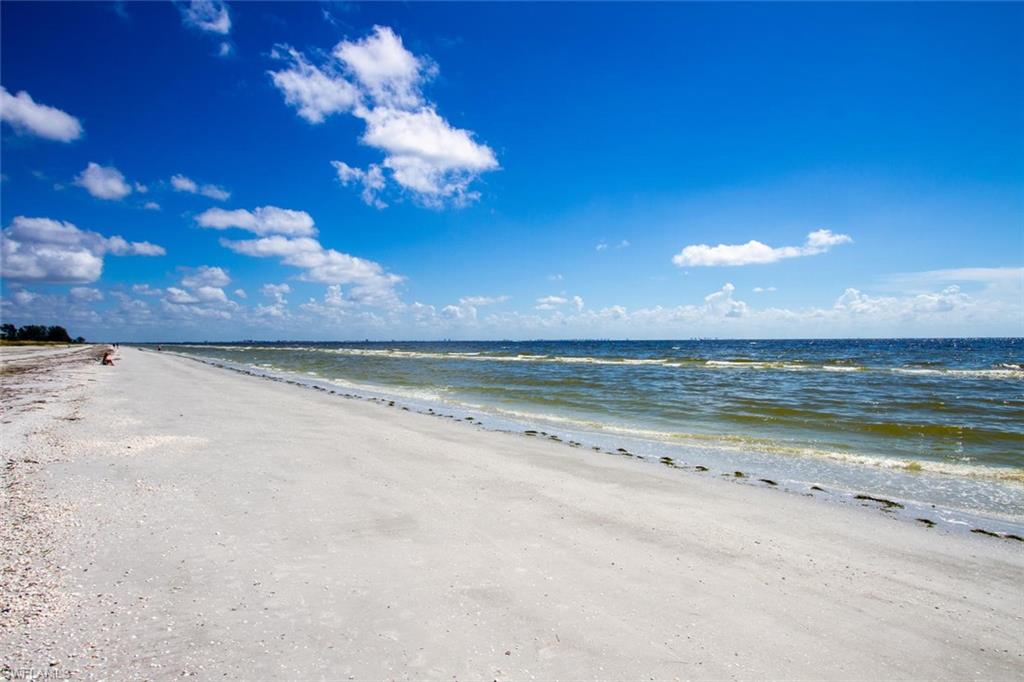 COMPASS POINT CONDO - Residential