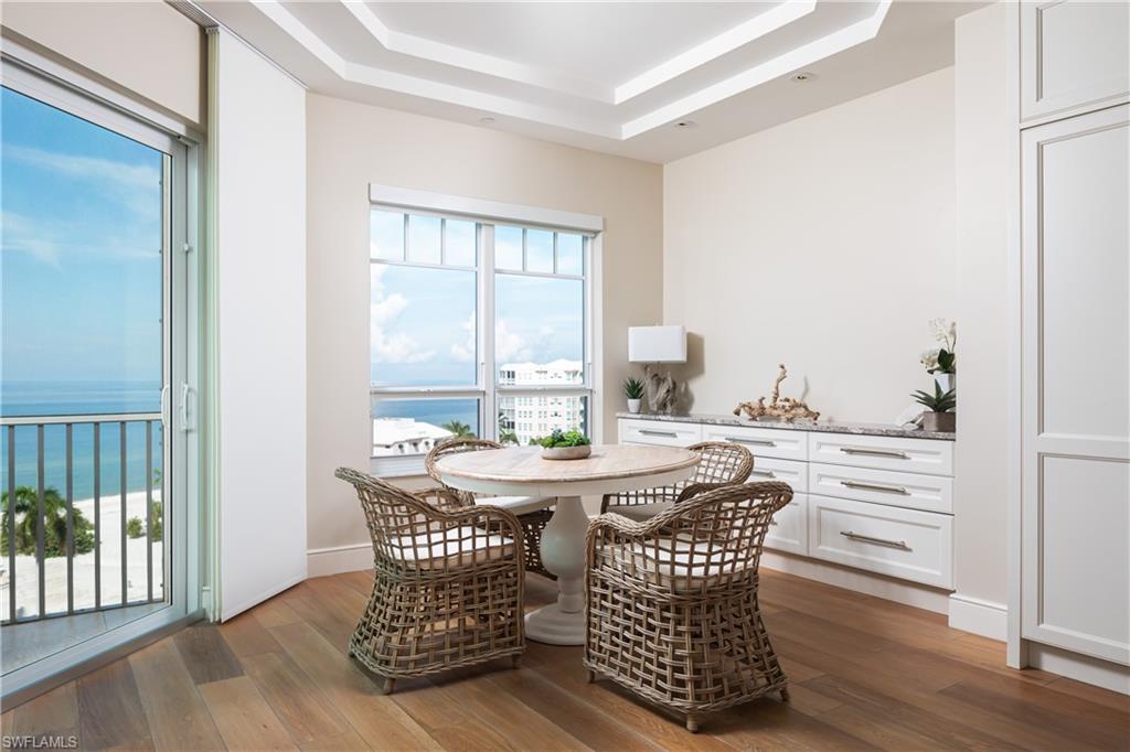 BAREFOOT BEACH CLUB - Residential