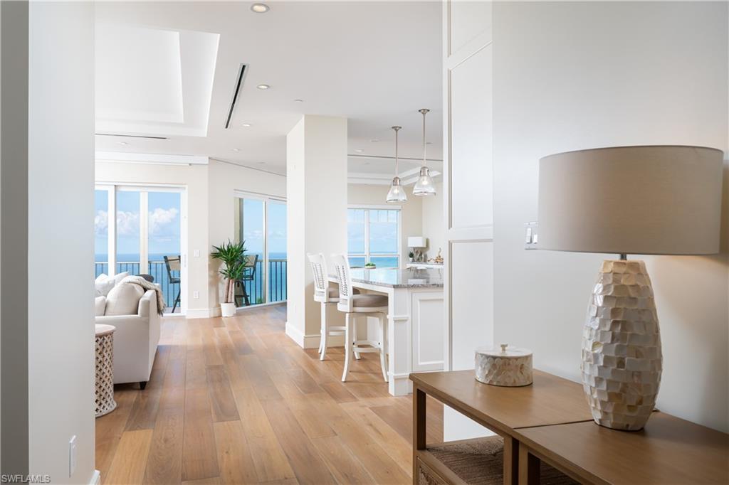 BAREFOOT BEACH CLUB - Residential