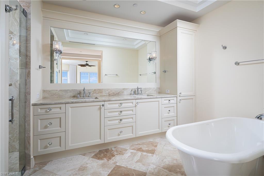 BAREFOOT BEACH CLUB - Residential