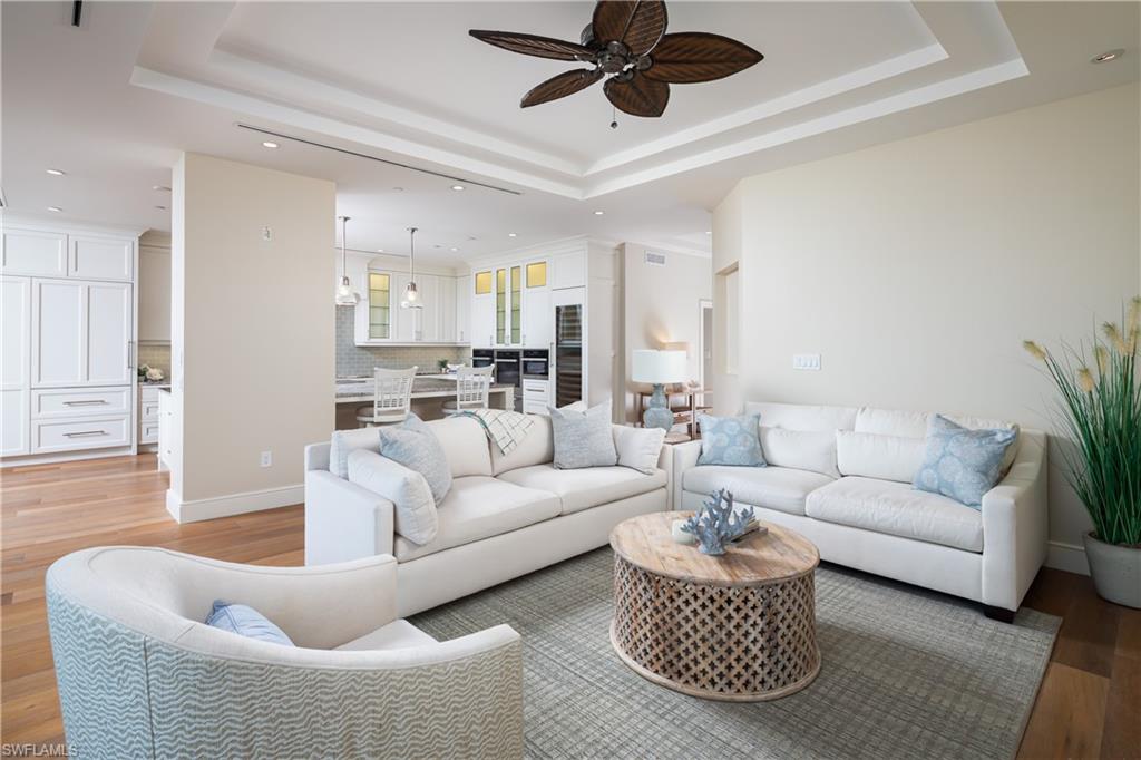 BAREFOOT BEACH CLUB - Residential