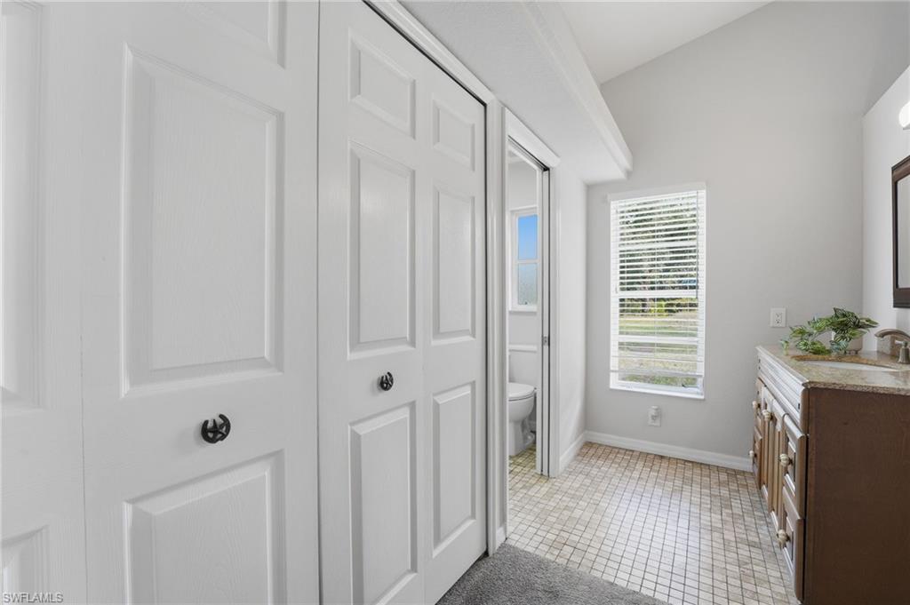 LAKE SUZY - Residential