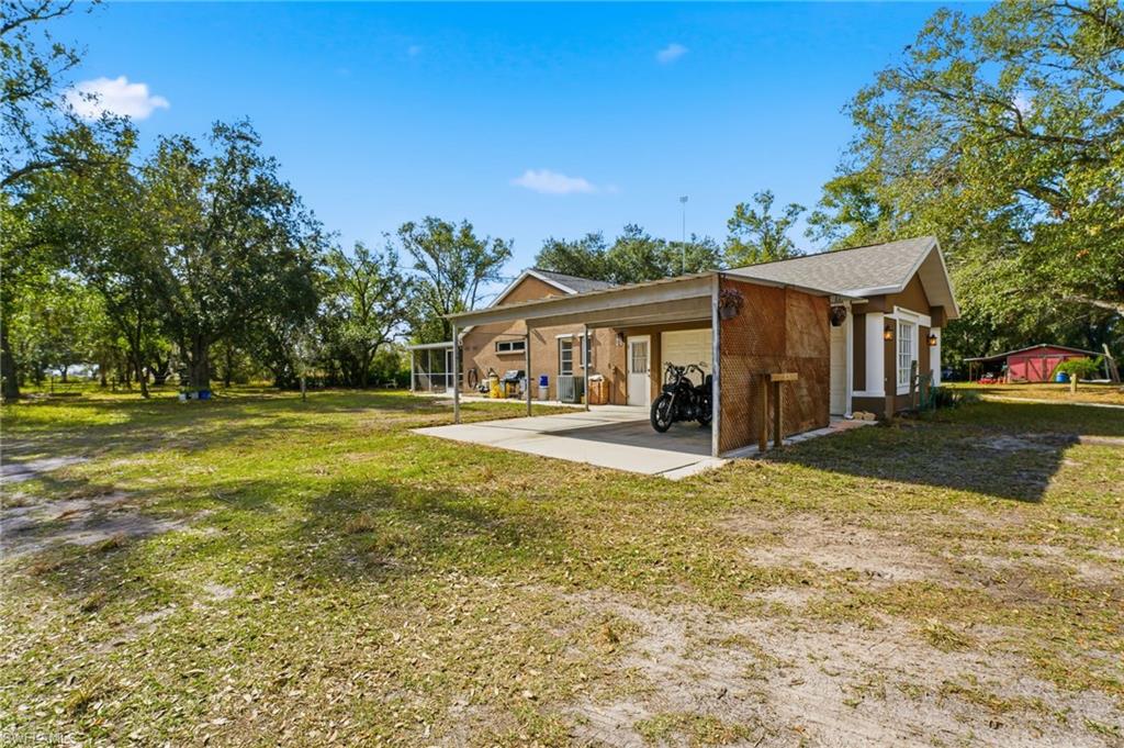 LAKE SUZY - Residential