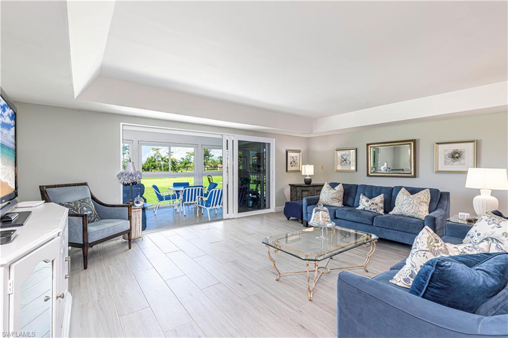 GLADES COUNTRY CLUB - Residential