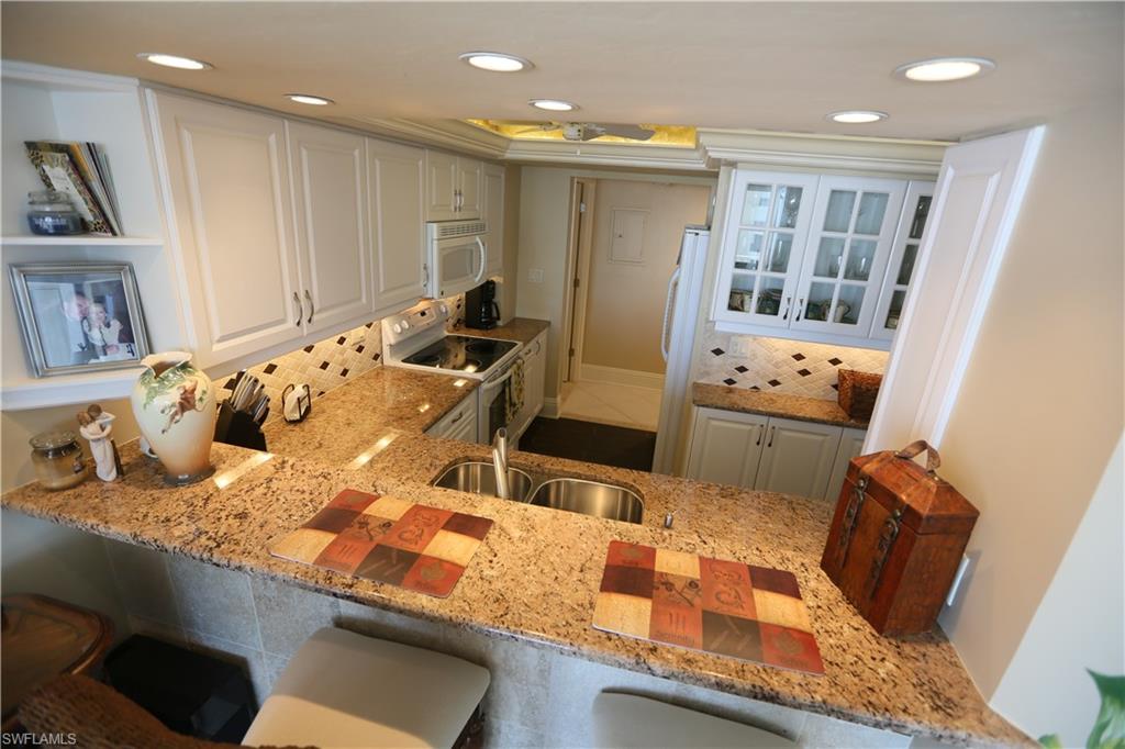 MARCO ISLAND - Residential