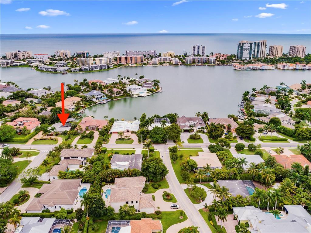 MOORINGS - Residential