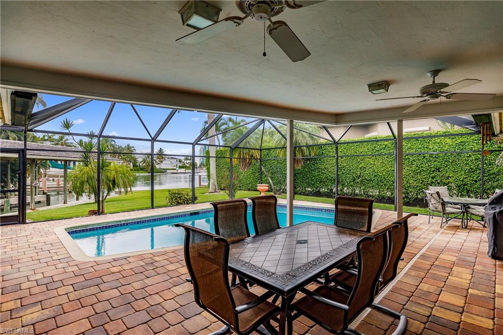 MOORINGS - Residential