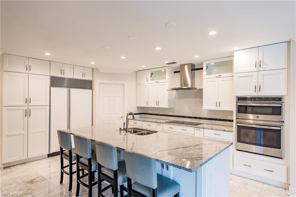 MOORINGS - Residential