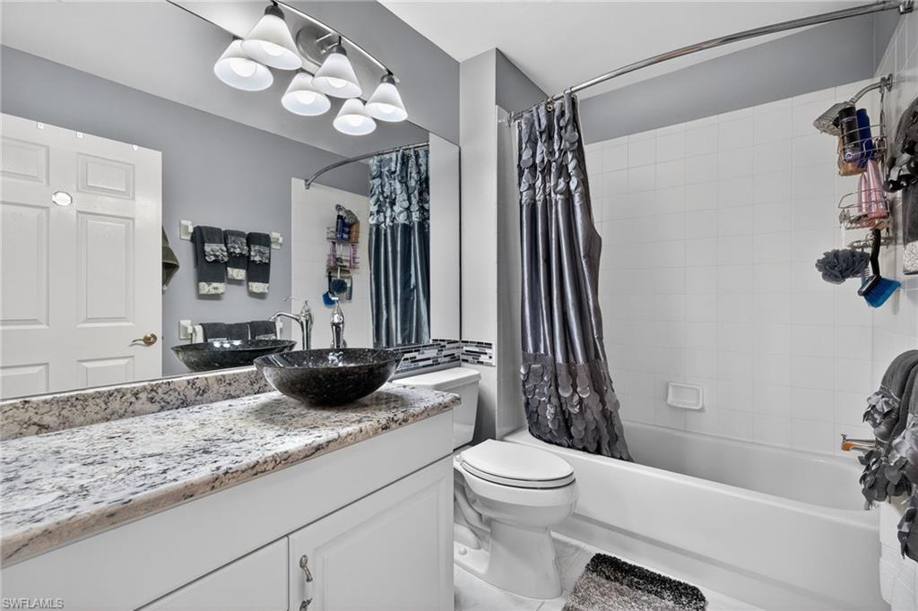 GLEN COVE - Residential