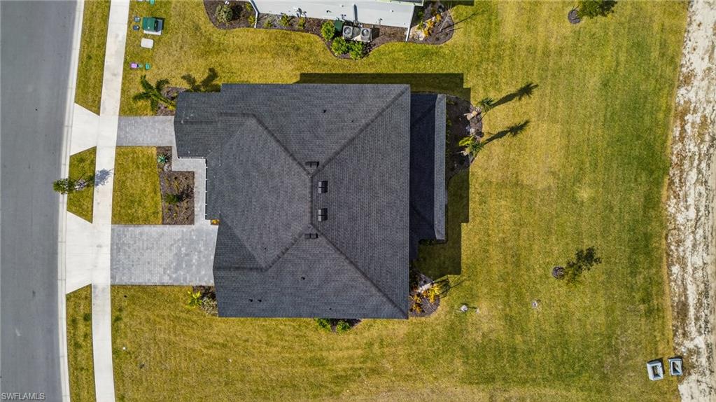 TUCKERS COVE - Residential