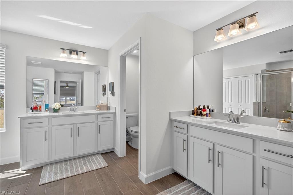 TUCKERS COVE - Residential