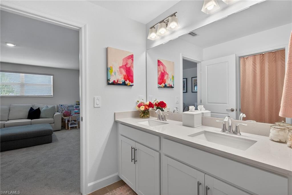 TUCKERS COVE - Residential