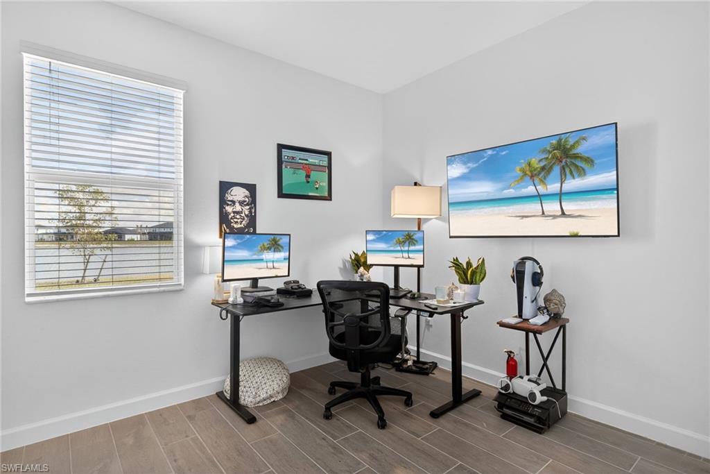 TUCKERS COVE - Residential