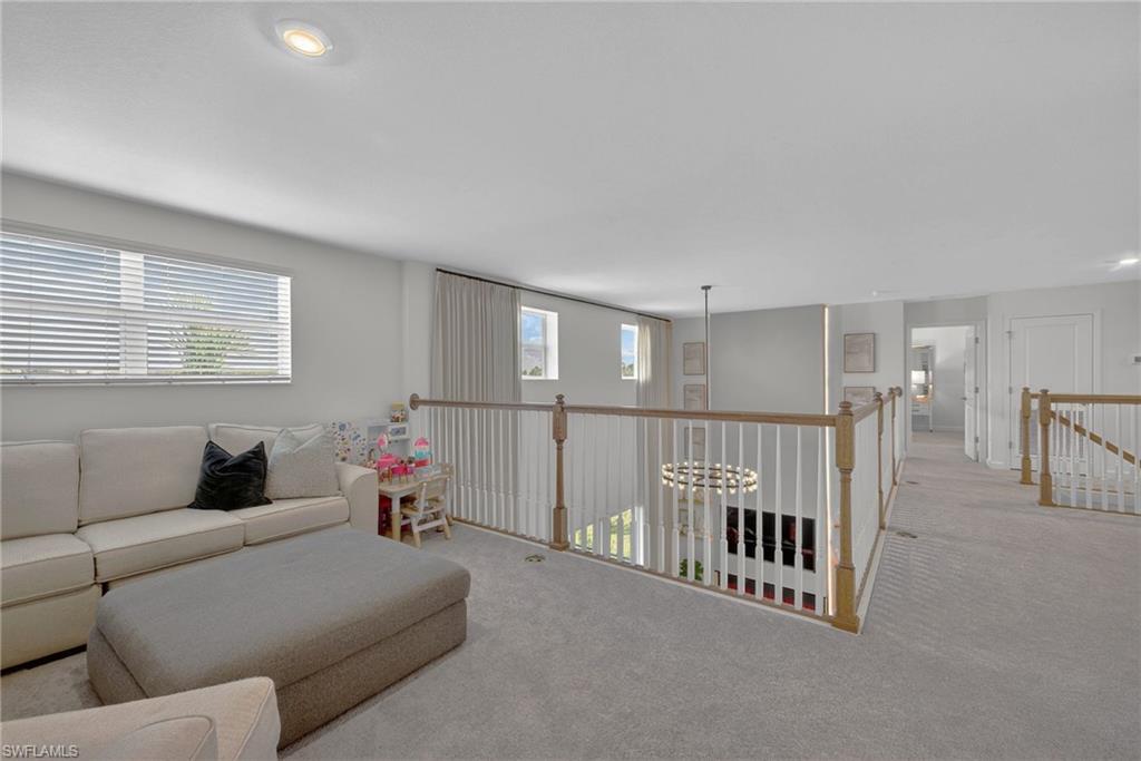 TUCKERS COVE - Residential