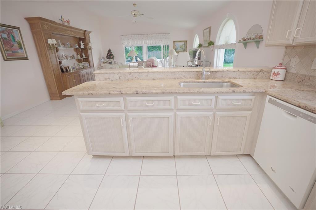 NAPLES PARK - Residential