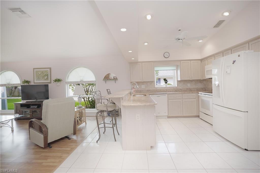 NAPLES PARK - Residential