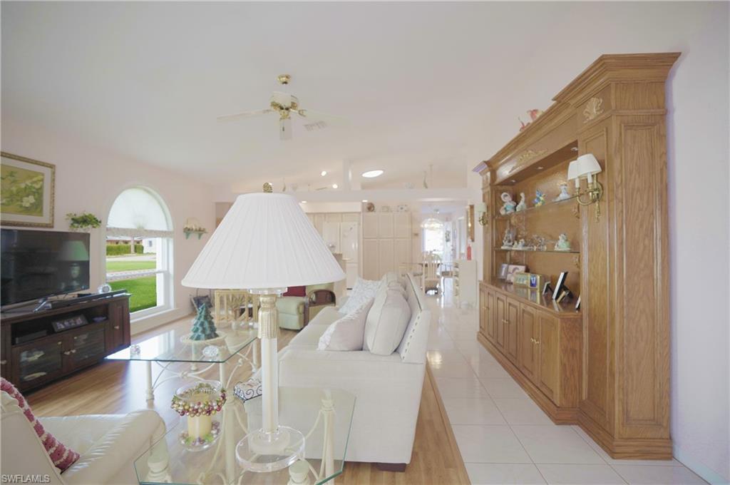 NAPLES PARK - Residential