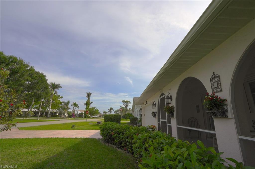 NAPLES PARK - Residential