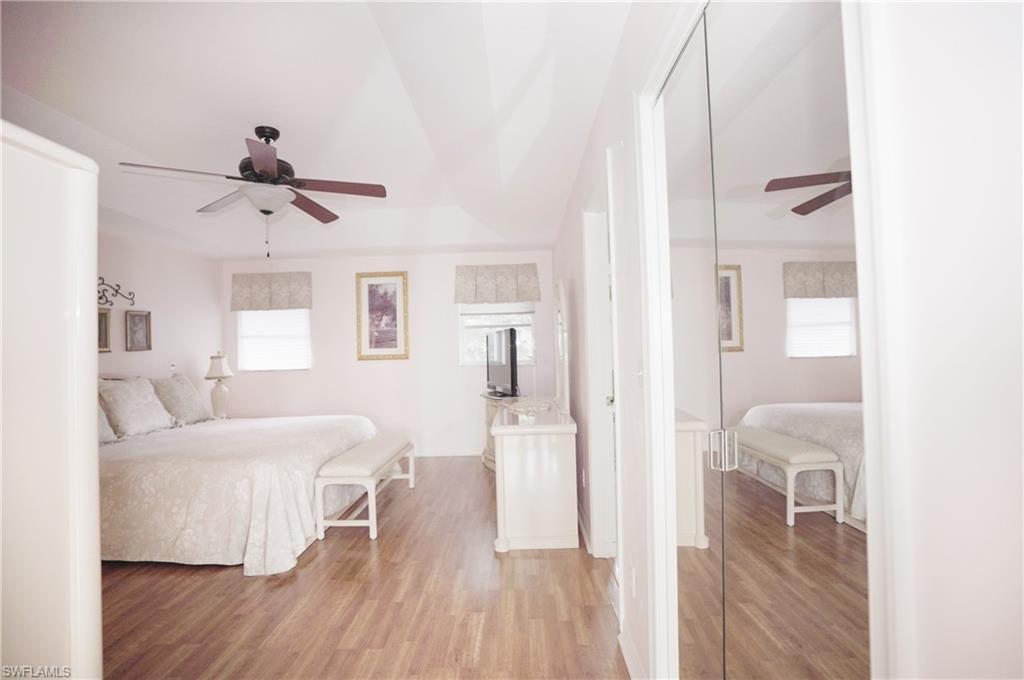 NAPLES PARK - Residential