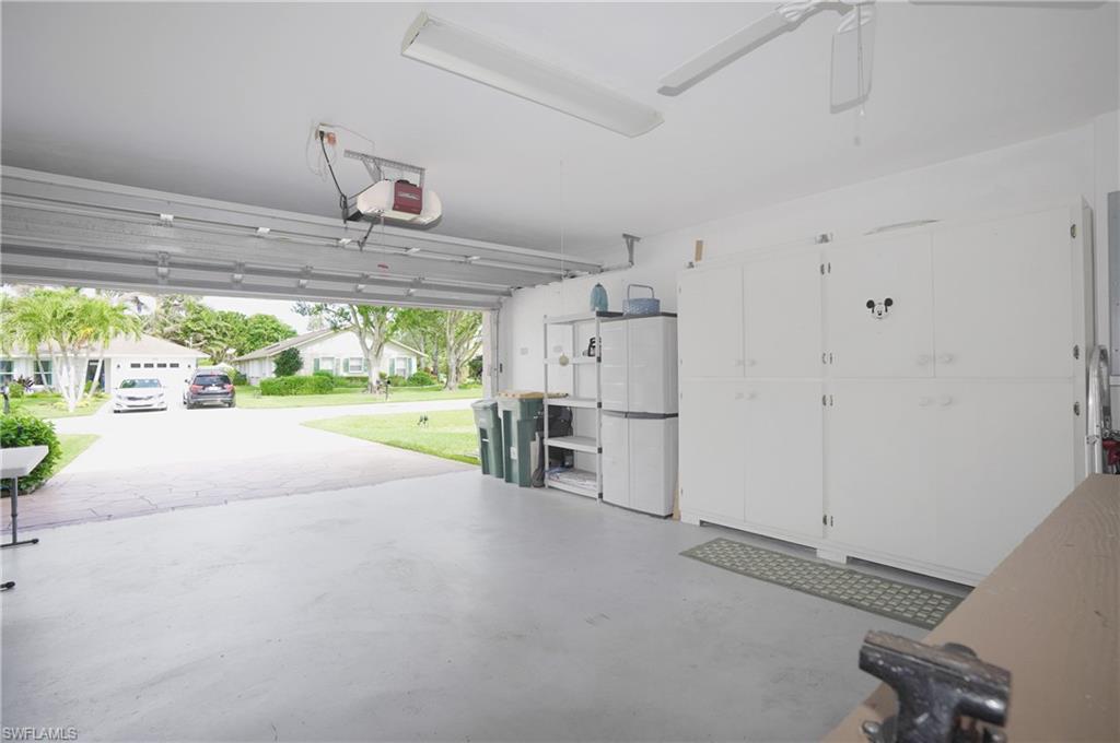 NAPLES PARK - Residential