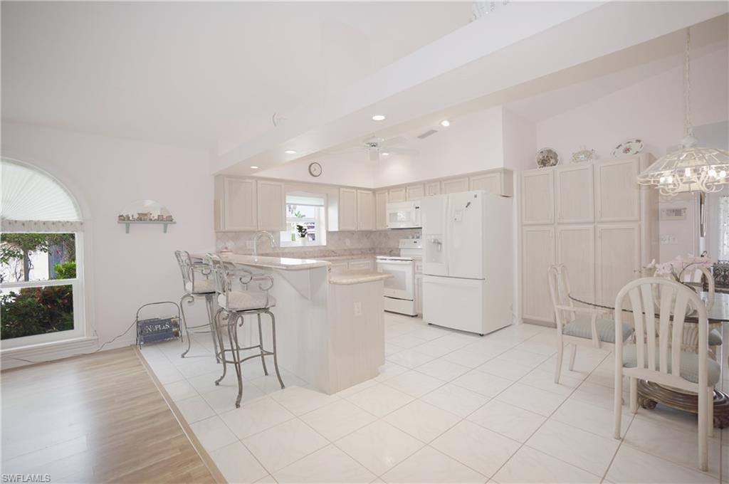 NAPLES PARK - Residential