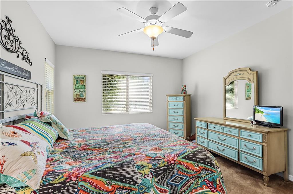 LAKESIDE HIDEAWAY - Residential