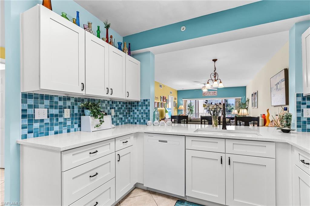 LAKESIDE HIDEAWAY - Residential