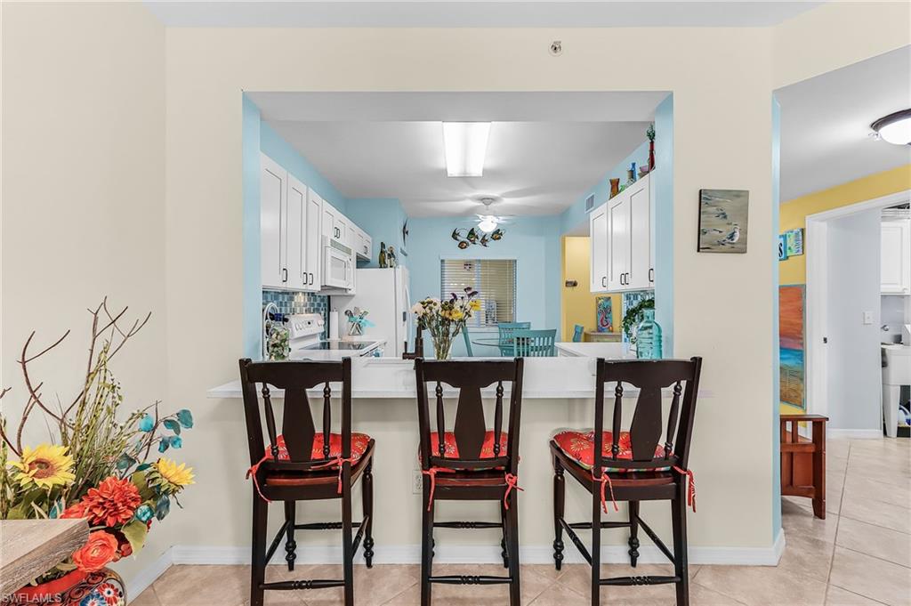 LAKESIDE HIDEAWAY - Residential