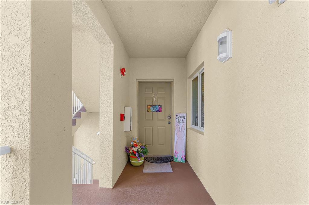 LAKESIDE HIDEAWAY - Residential