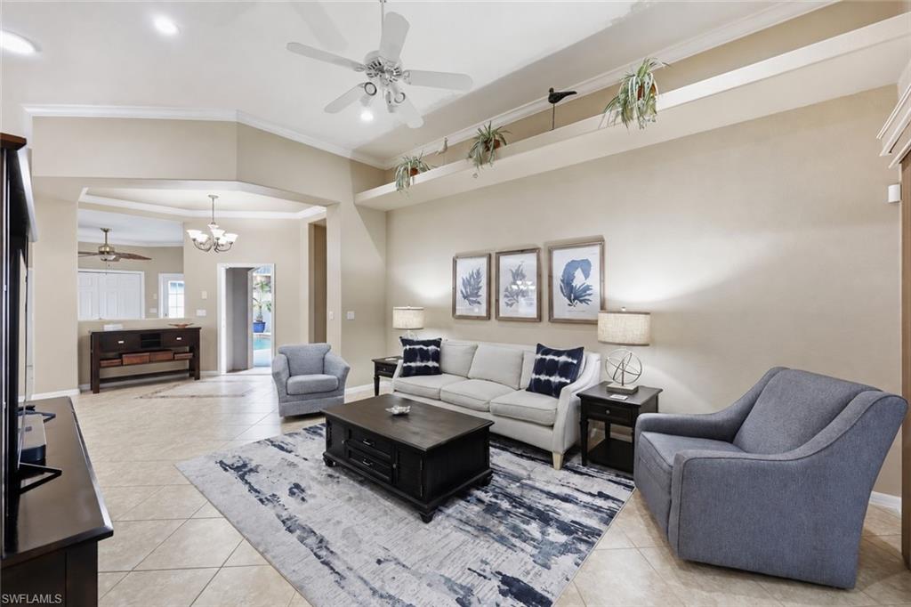 104 Glen Eagle CIR