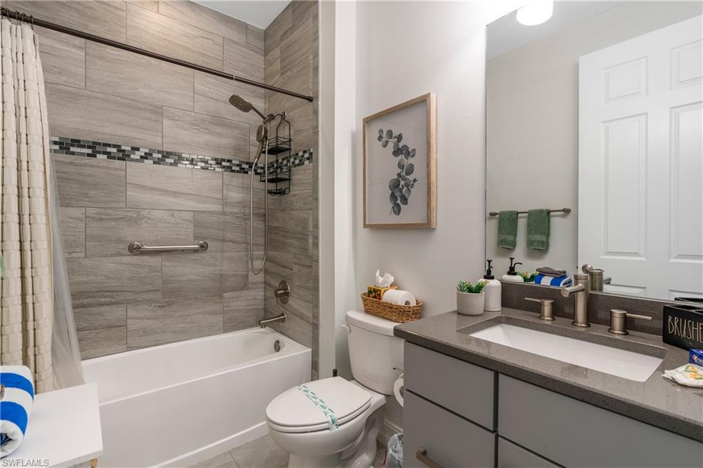 SAVANNAH LAKES - Residential Lease