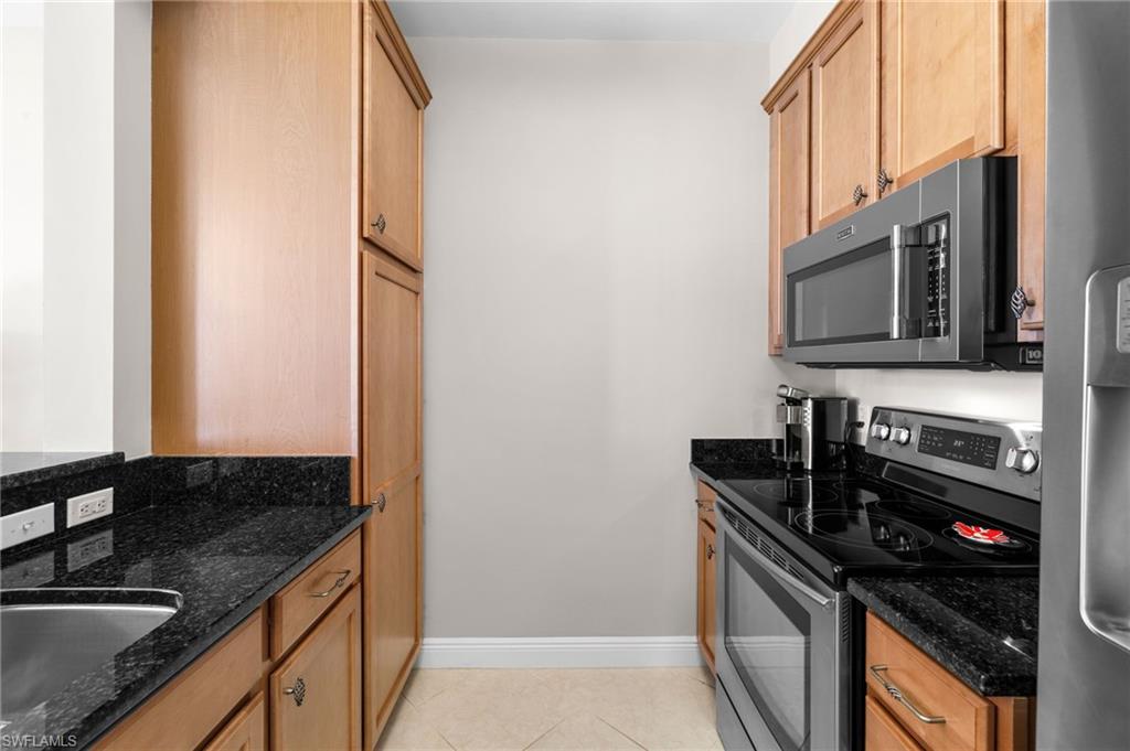 THE RESIDENCES AT COCONUT POINT - Residential