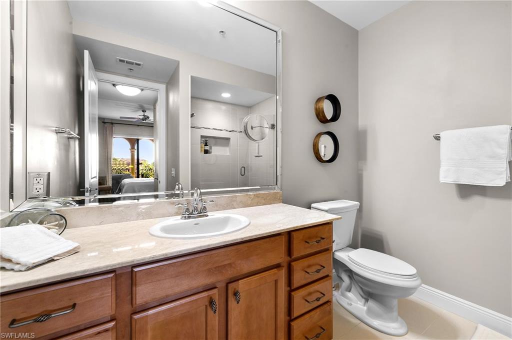 THE RESIDENCES AT COCONUT POINT - Residential