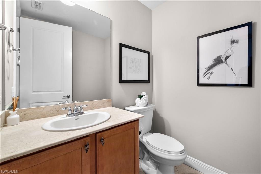 THE RESIDENCES AT COCONUT POINT - Residential