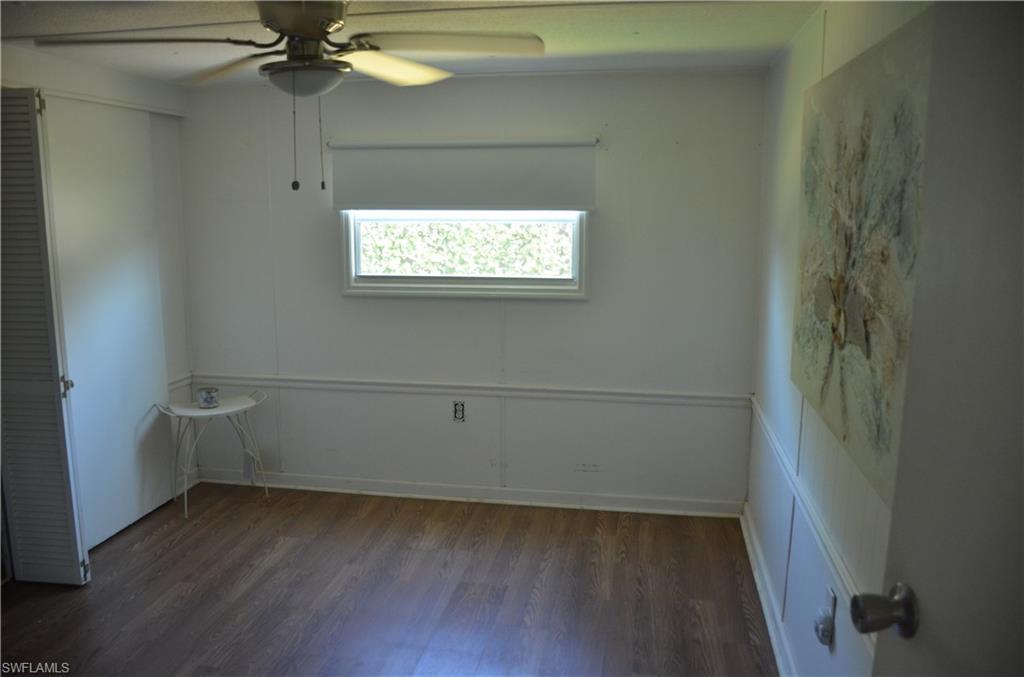 MOORHEAD MANOR - Residential