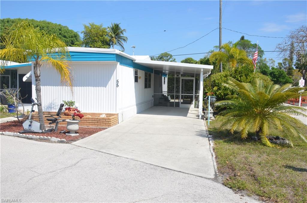 MOORHEAD MANOR - Residential