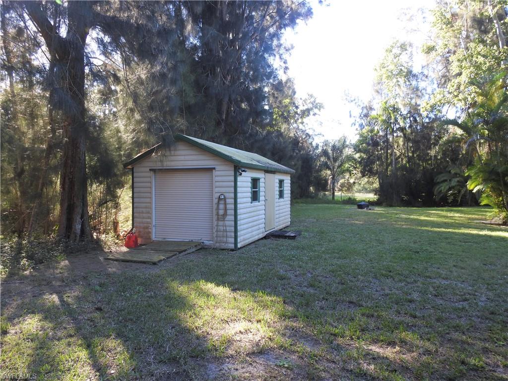 LAKEVILLE - Residential