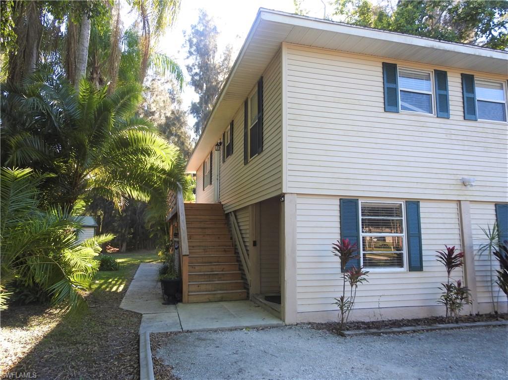 LAKEVILLE - Residential