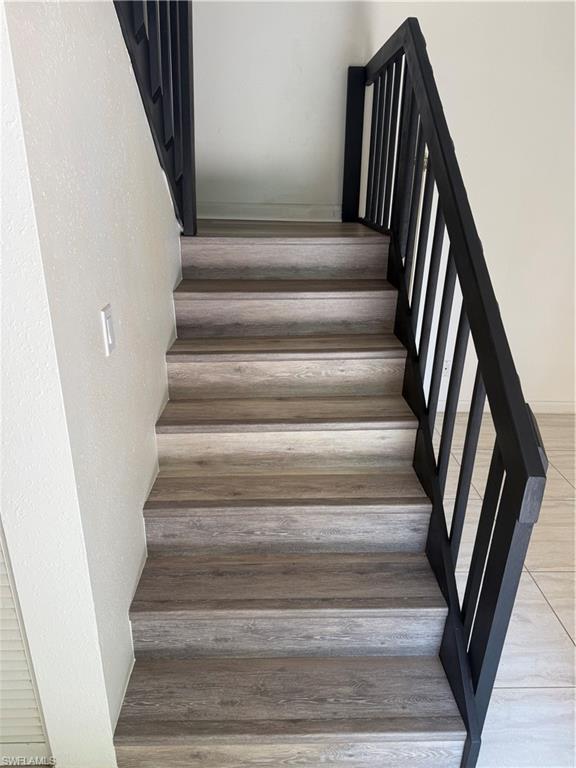 PARKWOODS TOWNHOUSE COMMUNITY - Residential Lease