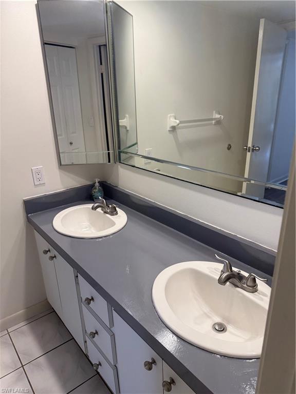 PARKWOODS TOWNHOUSE COMMUNITY - Residential Lease