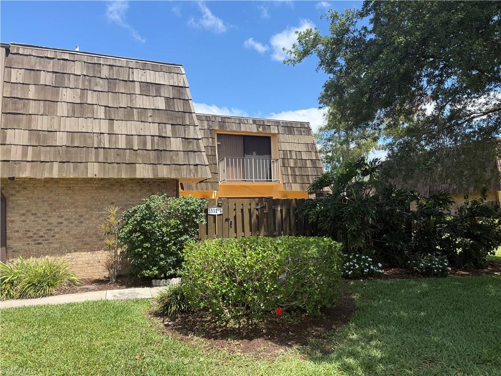 PARKWOODS TOWNHOUSE COMMUNITY - Residential Lease