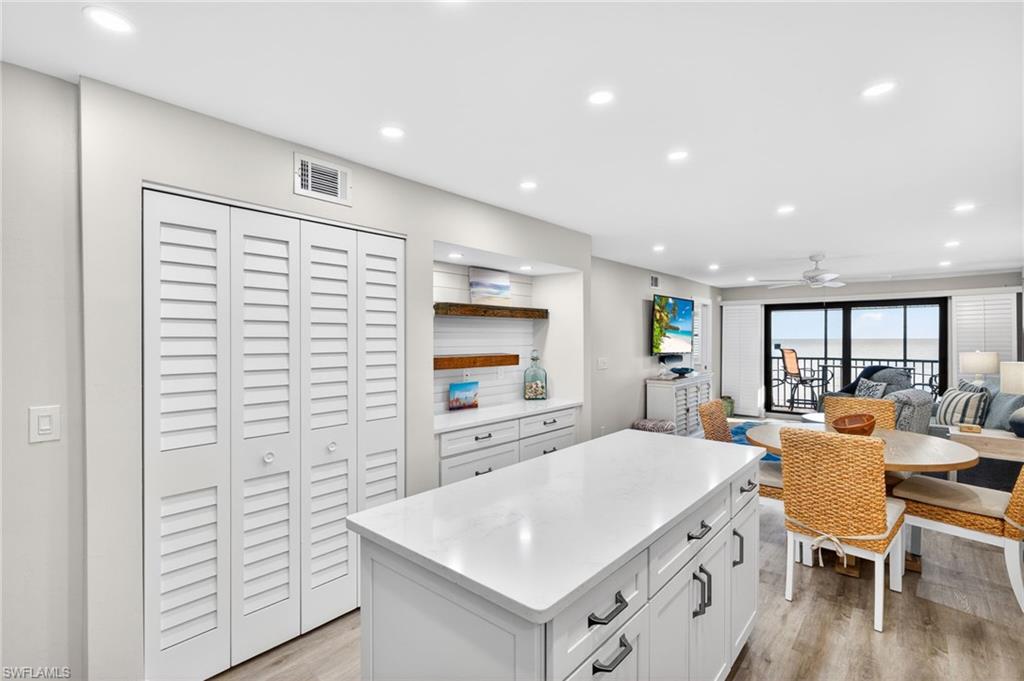 OCEANS REACH CONDO - Residential