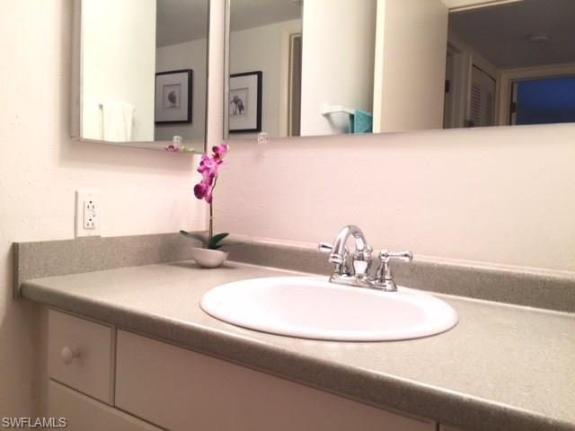 ADMIRALTY VILLAGE - Residential