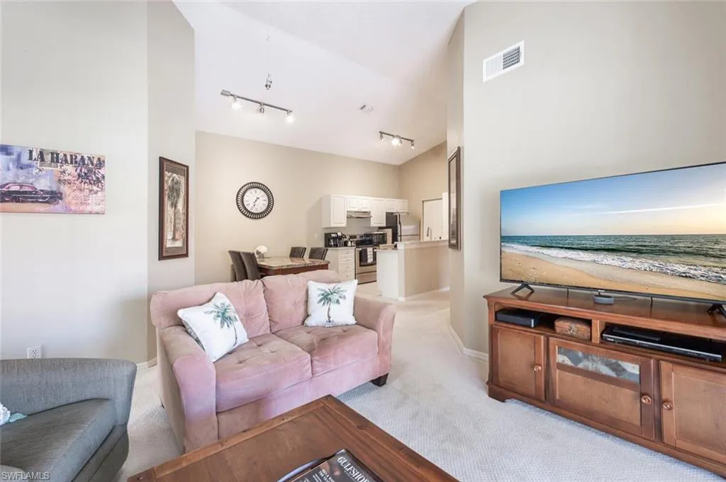 Naples, Florida 34109, United States, 2 Bedrooms Bedrooms, ,2 BathroomsBathrooms,Residential,Active,2562